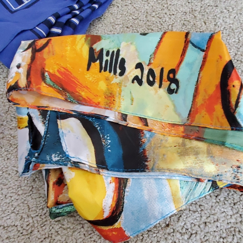 3 vintage designer scarfs elaine gold, mills. Ralp - Picture 2 of 8